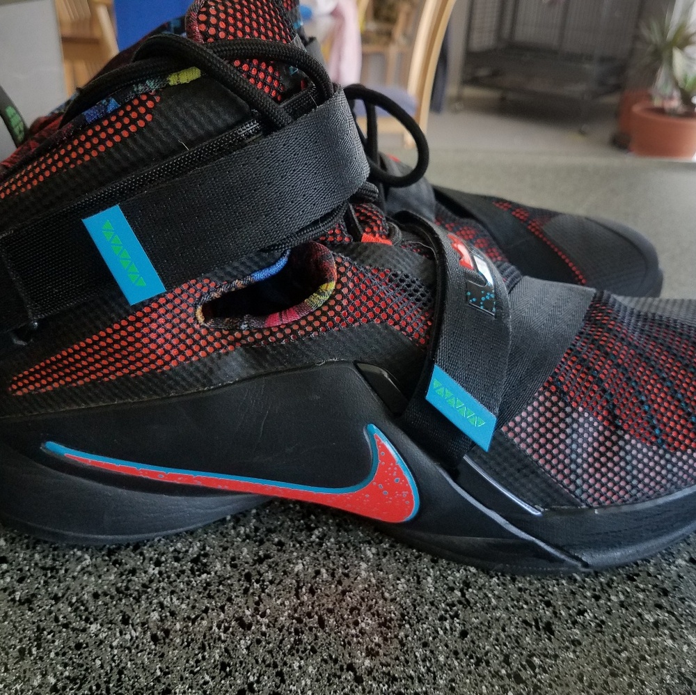 Nike basketball shoes